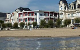 Hotel Le Trident Thyrse
